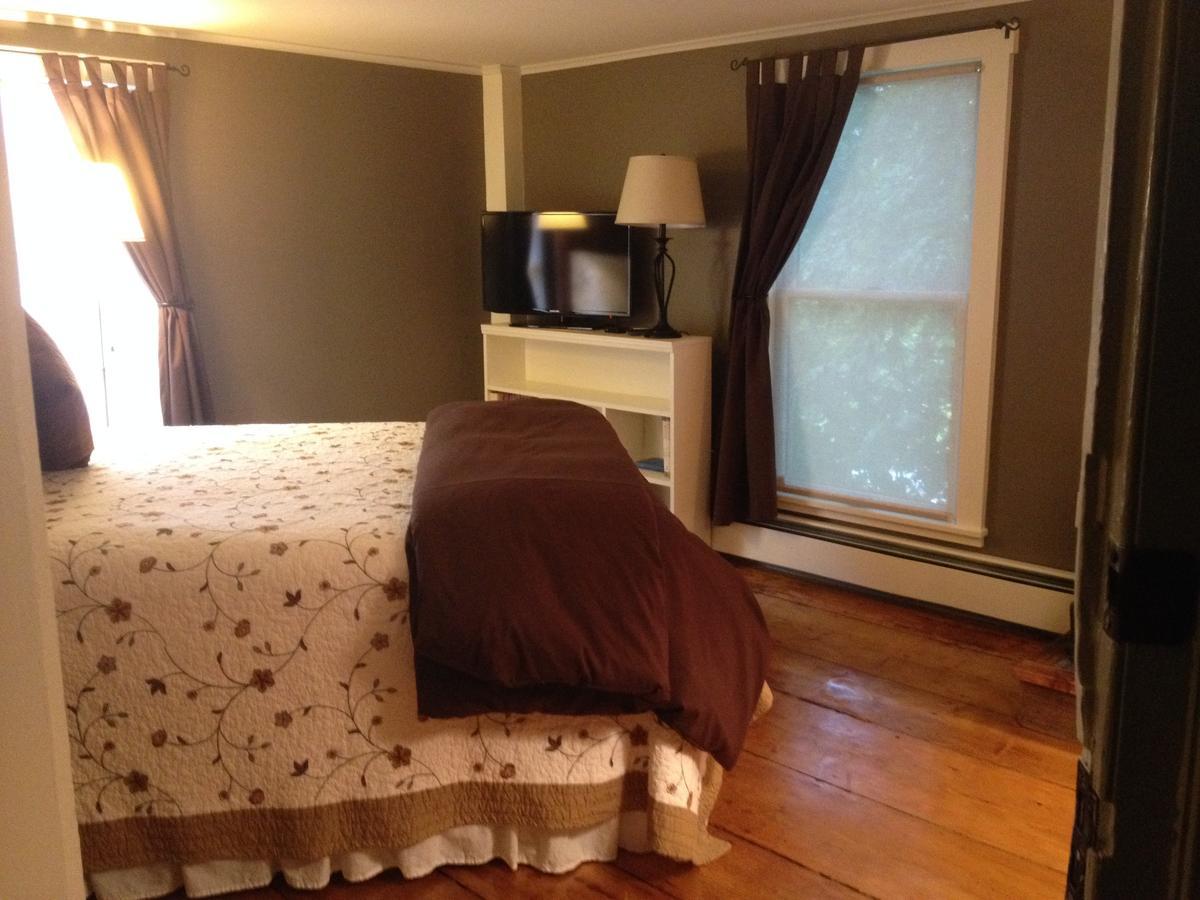 Golden Stage Inn Proctorsville エクステリア 写真