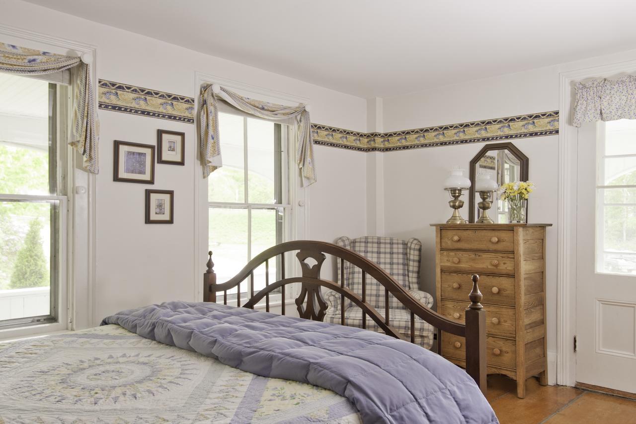 Golden Stage Inn Proctorsville エクステリア 写真