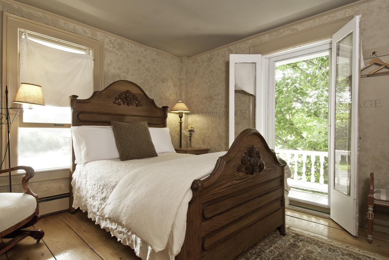 Golden Stage Inn Proctorsville エクステリア 写真