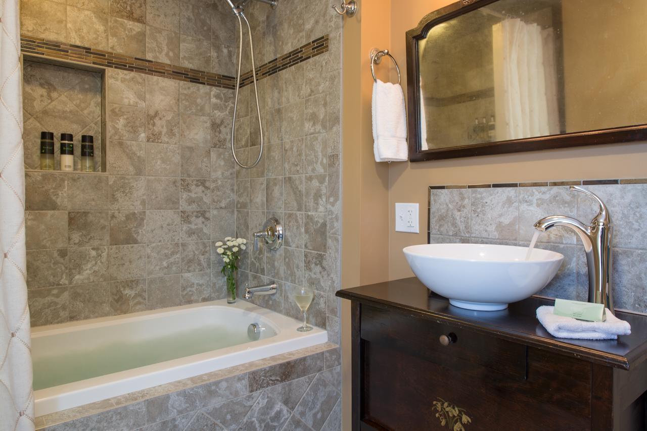 Golden Stage Inn Proctorsville エクステリア 写真